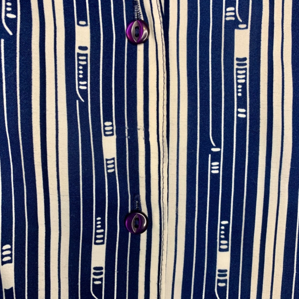Vintage Button Down - Picture 4 of 4